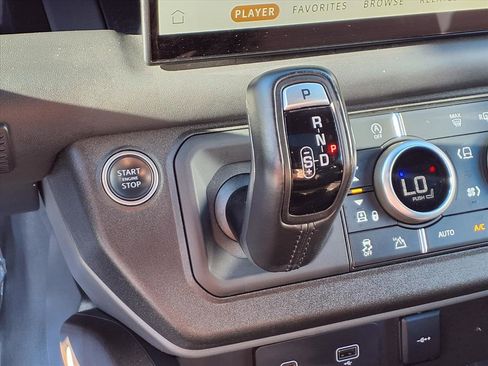 Used 2023 Land Rover Defender 90 X image 8