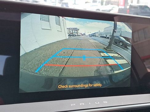 Used 2025 Toyota Prius AWD image 18