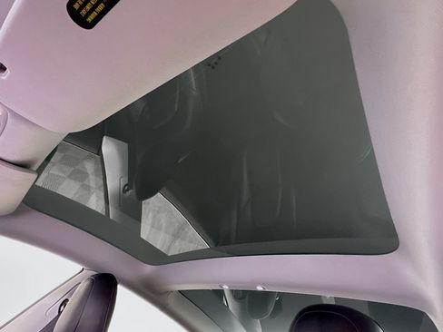 Used 2022 Tesla Model 3 Long Range image 26