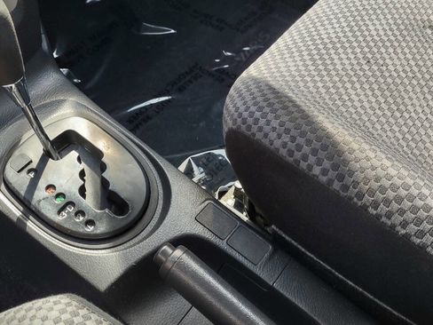 Used 2007 Toyota Yaris Sedan image 24