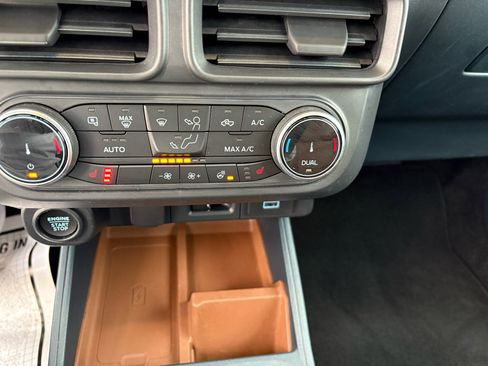 Used 2023 Ford Maverick Lariat w/ Lariat Luxury Package image 30