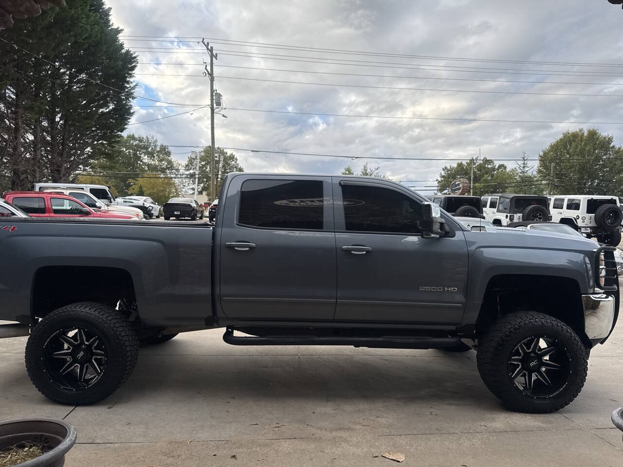 Used 2016 Chevrolet Silverado 2500 LT AWD/4WD image 6