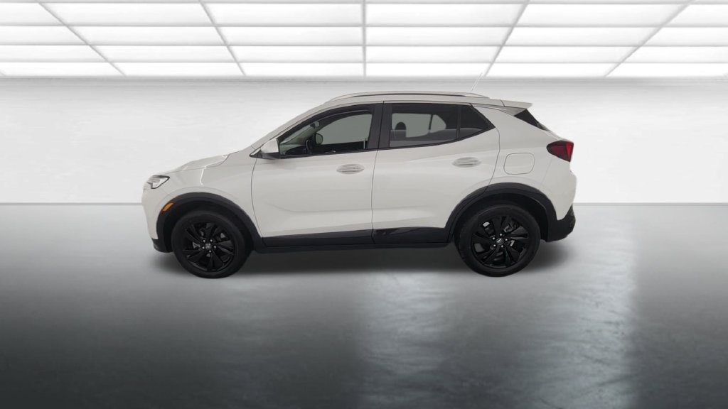 Used 2024 Buick Encore GX Sport Touring w/ Comfort Package AWD/4WD image 4