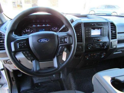 Used 2020 Ford F250 XL w/ Power Equipment Group image 12