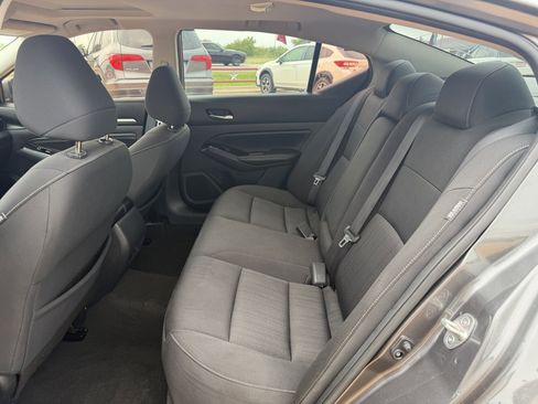 Used 2021 Nissan Altima 2.5 SV w/ SV Premium Package FWD image 22
