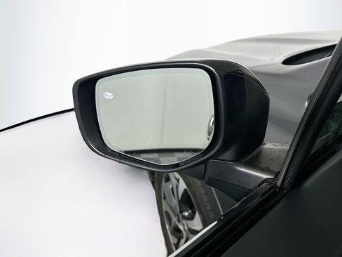 Used 2020 Subaru Outback Touring image 16