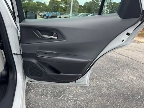 Used 2024 Toyota Prius Limited FWD image 11