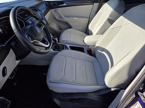 Used 2022 Volkswagen Tiguan SEL R-Line image 6