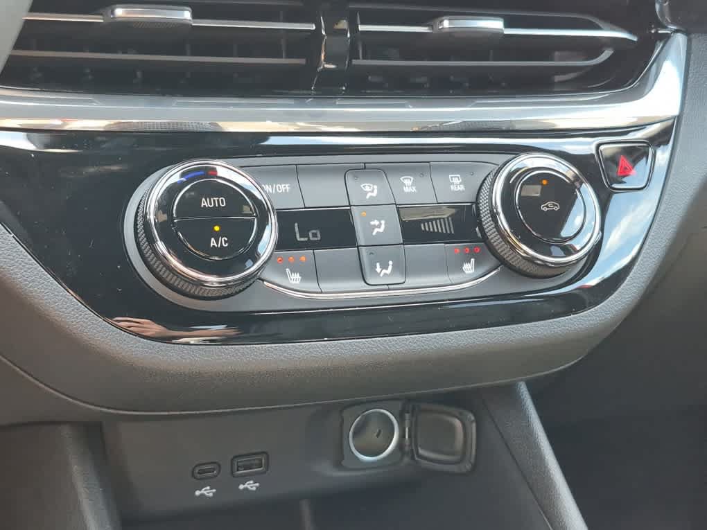 New 2026 Buick Envista Sport Touring w/ Convenience I Package FWD image 18