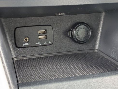 Used 2022 Subaru Forester Limited AWD/4WD image 19