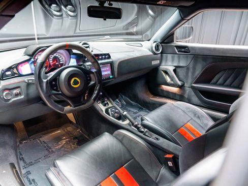 Used 2020 Lotus Evora image 43