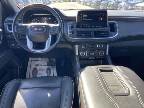Used 2023 GMC Yukon SLT image 8