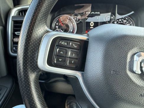 Used 2022 RAM 2500 Big Horn w/ Cold Weather Group image 21