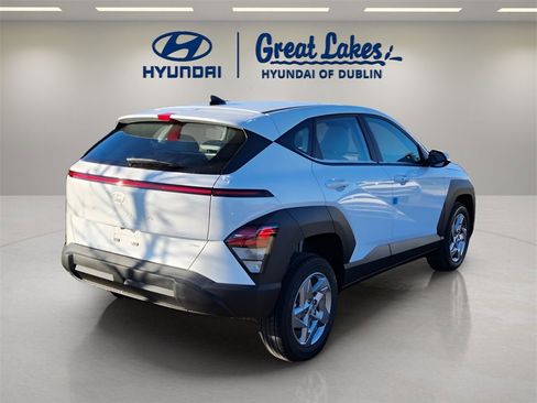 New 2026 Hyundai Kona SE image 5