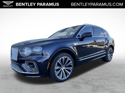 Used 2022 Bentley Bentayga image 1