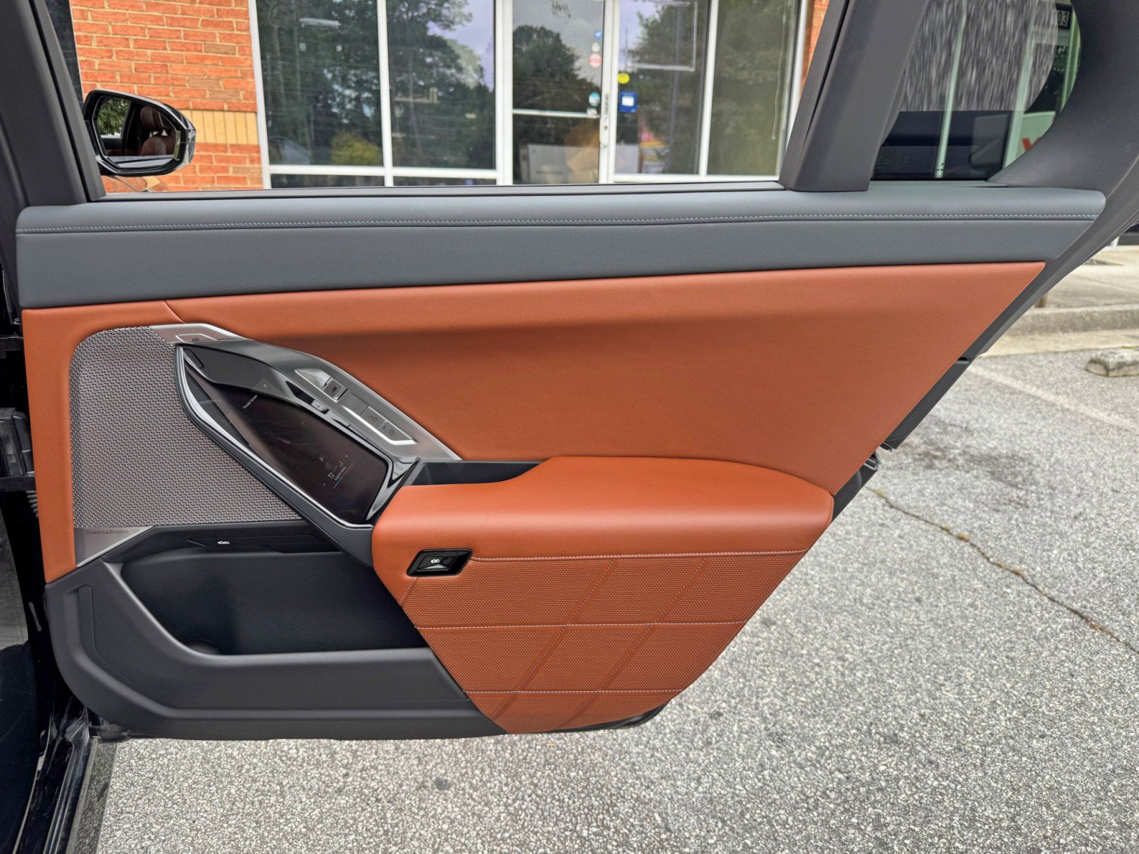 Used 2023 BMW 740i w/ Executive Package RWD image 62