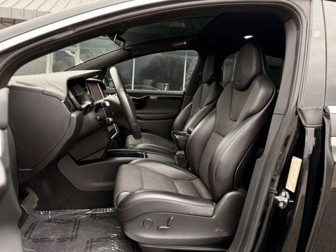 Used 2018 Tesla Model X 75D image 20