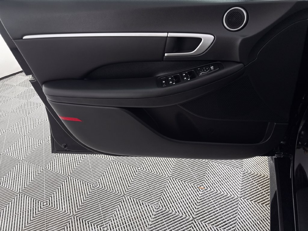 Certified 2024 Hyundai Sonata SEL FWD image 12