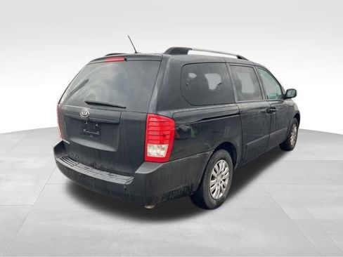 Used 2012 Kia Sedona LX image 7