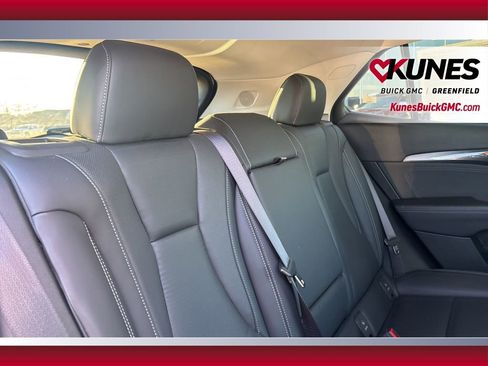 Used 2024 Buick Envision Preferred image 40