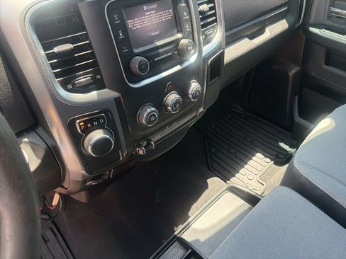 Used 2022 RAM 1500 Classic SLT w/ Trailer Tow Group RWD image 26