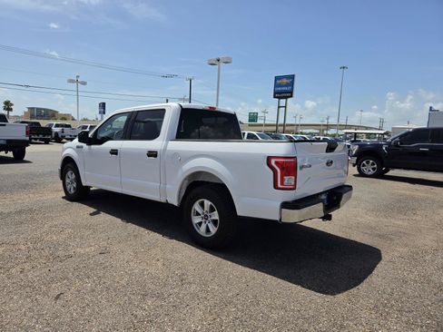 Used 2017 Ford F150 XLT RWD image 3