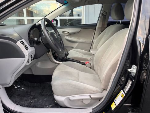 Used 2013 Toyota Corolla L image 21