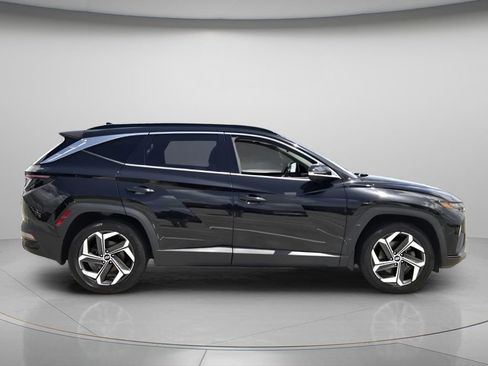 Used 2022 Hyundai Tucson Limited image 3