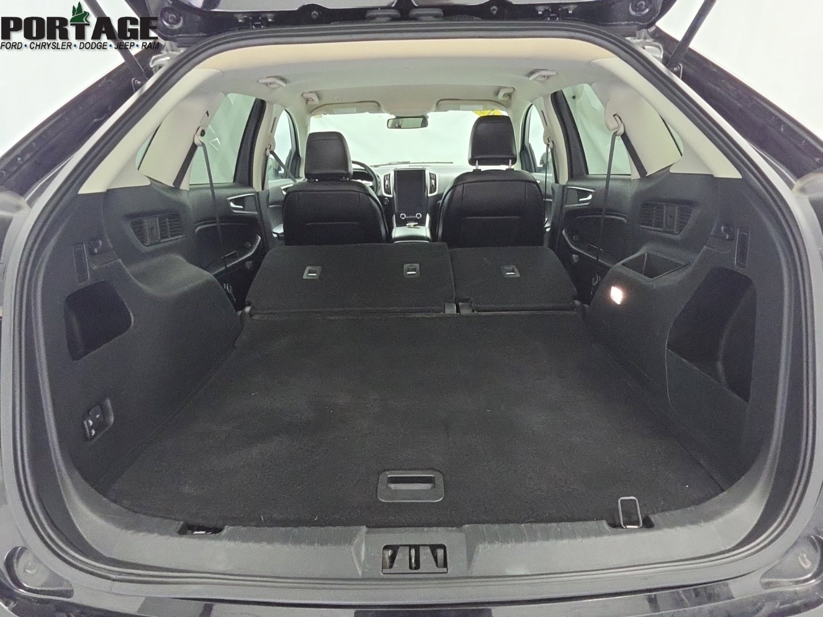 Used 2024 Ford Edge SEL AWD/4WD image 34