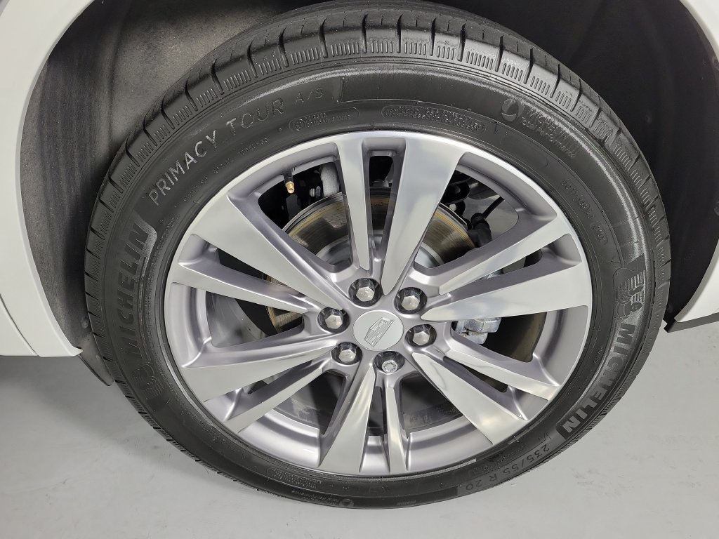 Certified 2023 Cadillac XT6 Premium Luxury w/ Technology Package FWD image 11