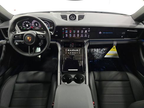 New 2025 Porsche Panamera 4 image 13