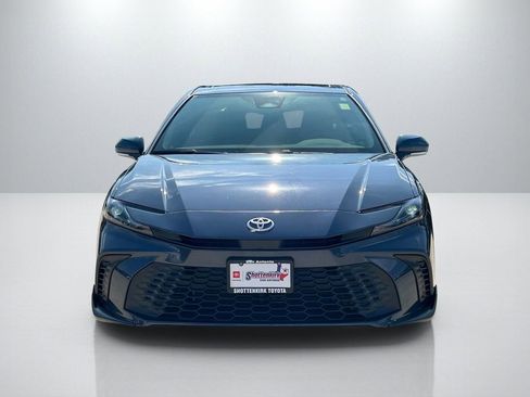 Used 2026 Toyota Camry SE w/ Multimedia Upgrade Package FWD image 2