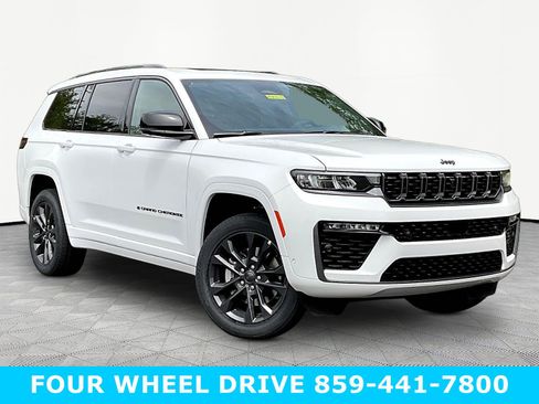 New 2026 Jeep Grand Cherokee L Limited AWD/4WD image 3