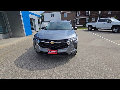 New 2026 Chevrolet Trax LS w/ Driver Confidence Package FWD image 3