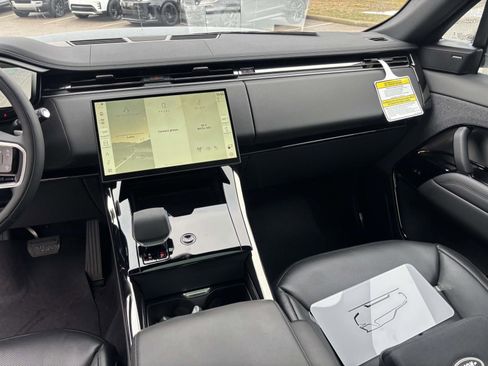 New 2026 Land Rover Range Rover Sport SE image 26