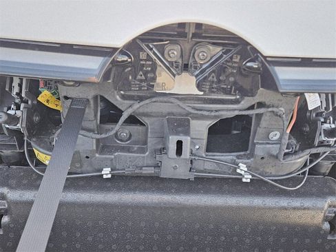 New 2025 Volkswagen ID. Buzz 1st Edition image 32