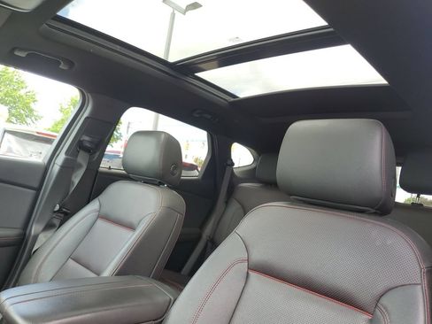 Used 2022 Chevrolet Blazer RS FWD image 23