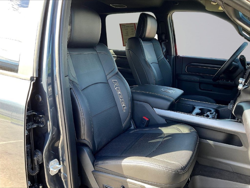 Used 2025 RAM 2500 Rebel w/ Rebel Level 1 Equipment Group AWD/4WD image 32