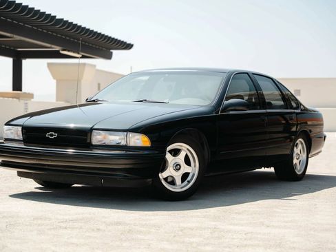 Used 1996 Chevrolet Impala SS image 6
