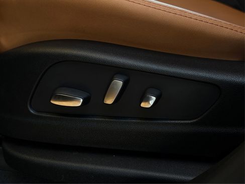 New 2026 Cadillac XT5 Premium Luxury image 31