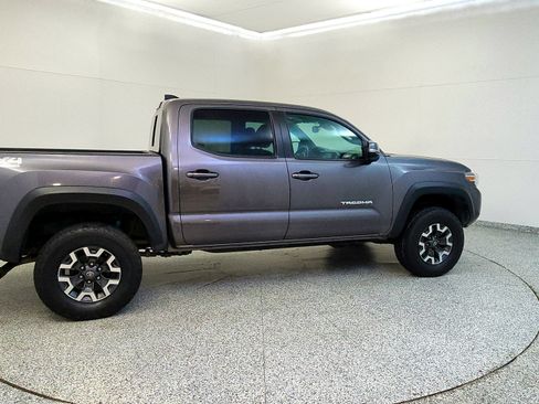 Used 2021 Toyota Tacoma TRD Off-Road w/ Technology Package AWD/4WD image 8