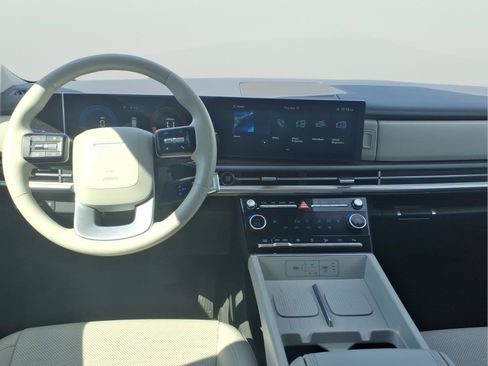 Used 2024 Hyundai Santa Fe SEL image 11