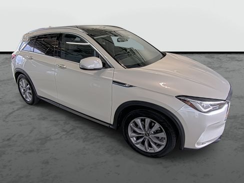 Used 2020 INFINITI QX50 Luxe AWD/4WD image 4