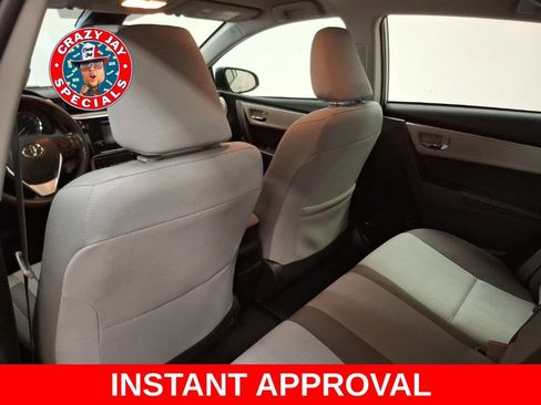 Used 2018 Toyota Corolla LE FWD image 14