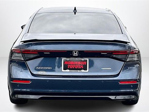 Used 2025 Honda Accord EX-L image 4