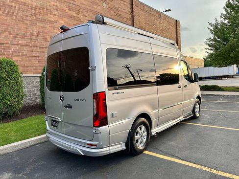 Used 2019 Mercedes-Benz Sprinter 2500 image 19