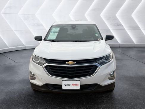 Used 2020 Chevrolet Equinox LS FWD image 2
