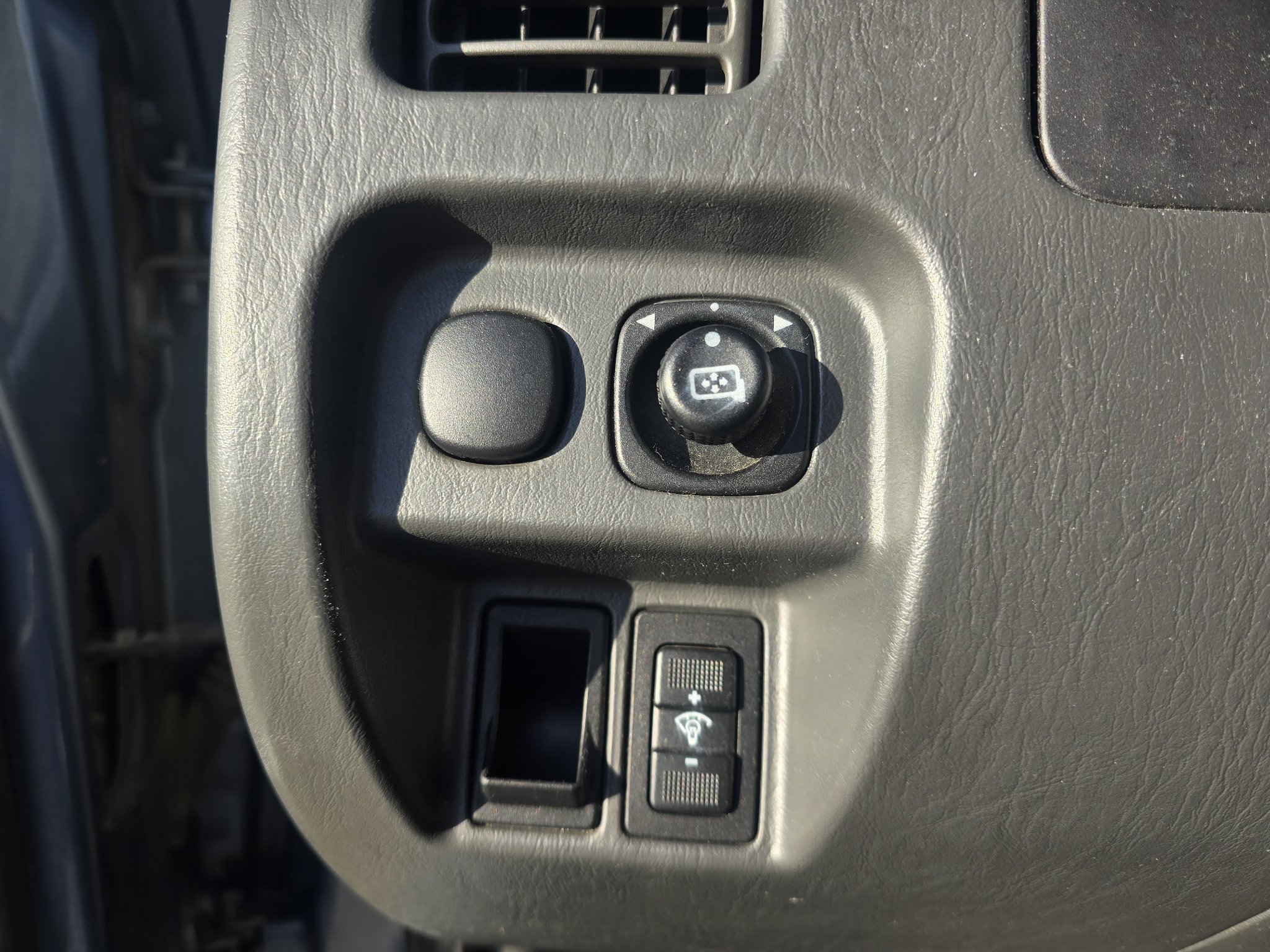 Used 2006 Ford Escape XLS FWD image 17