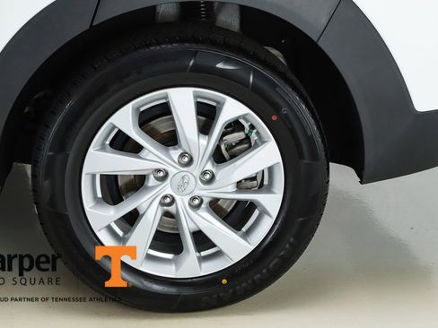 Used 2021 Hyundai Tucson SE FWD image 6