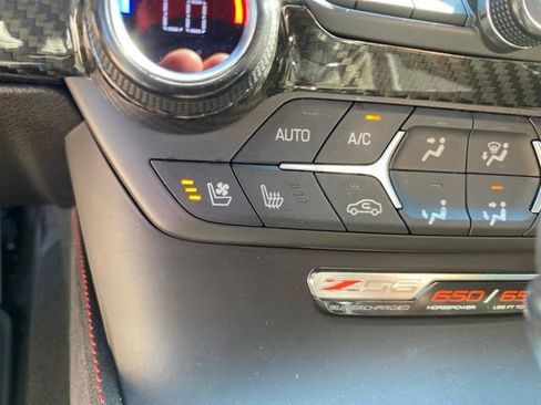 Used 2018 Chevrolet Corvette Z06 RWD image 26
